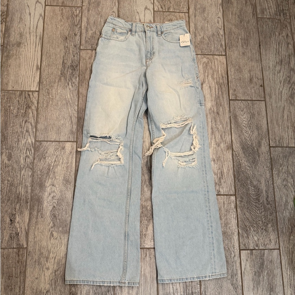 Free People Light Wash Baggy Distressed Jeans - Picture 4 of 9